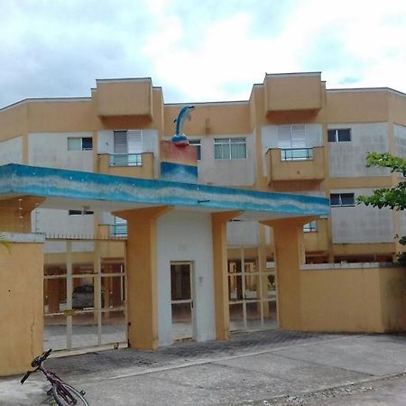 Ferias A Beira-Mar Apartamento Com 2 Quartos Em 乌巴图巴 外观 照片